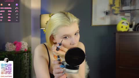 Mila online show from 03/11/25, 03:26
