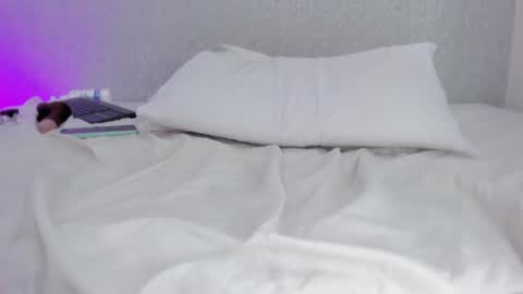 Milena  online show from 01/07/25, 06:59