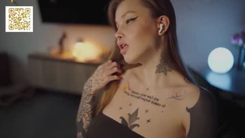 M  Telegram mamagotachannel online show from 10/17/25, 02:08