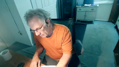 Milehi1958 online show from 01/14/25, 03:57
