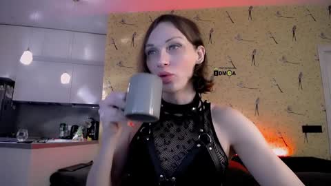 Snapshot of milena_hardy chatting on 12/21/24, 04:30 Milena Hardy online show from 12/21/24, 04:30