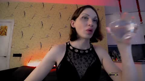 Snapshot of milena_hardy chatting on 01/21/25, 09:13 Milena Hardy online show from 01/21/25, 09:13