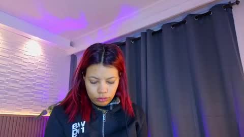 milena_lawson online show from 09/16/25, 10:49
