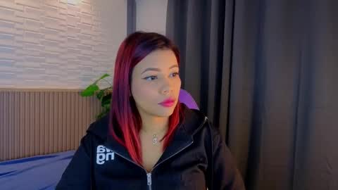 Snapshot of milena_lawson chatting on 10/07/25, 11:07 milena_lawson online show from 10/07/25, 11:07