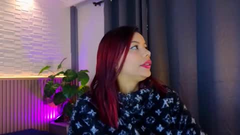 milena_lawson online show from 11/18/25, 10:52