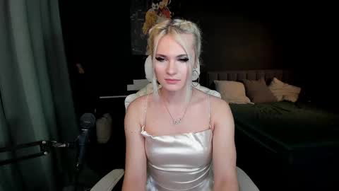 Milena online show from 03/05/25, 04:24