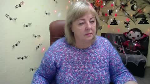 Snapshot of milenawedxy chatting on 10/16/25, 05:19 Milena online show from 10/16/25, 05:19