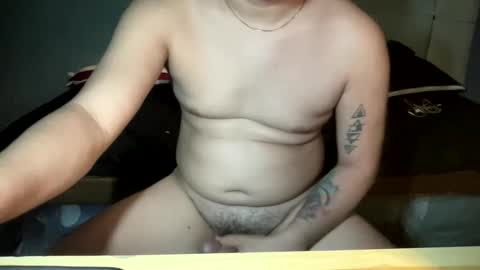 miles202395232 online show from 11/18/25, 06:23