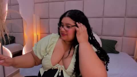 Miley online show from 11/29/25, 07:50