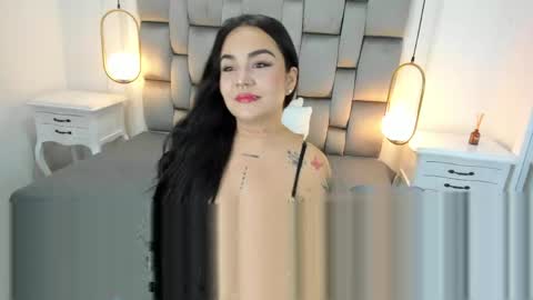Snapshot of miley_jones_ chatting on 06/05/26, 08:14 miley jones online show from 06/05/26, 08:14