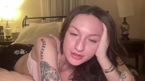 miley_monroee online show from 02/17/25, 02:31