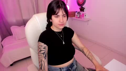  IEY EY  online show from 09/19/25, 11:33