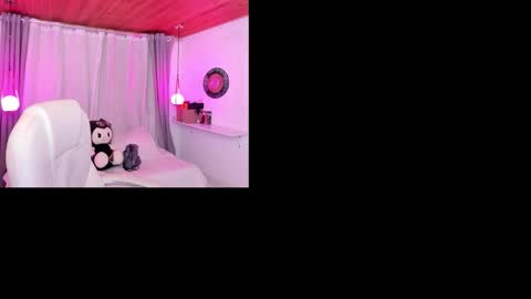  IEY EY  online show from 10/21/25, 03:29