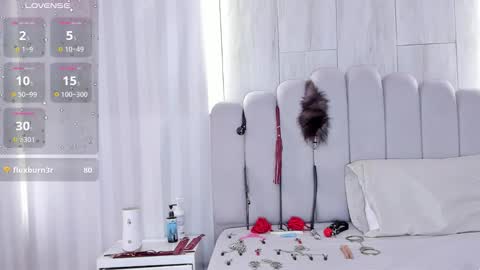 MILEY  online show from 11/06/25, 02:29