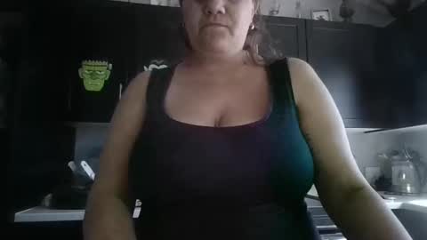 Snapshot of milf902xx chatting on 09/21/25, 05:36 milf902xx online show from 09/21/25, 05:36
