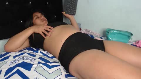 Snapshot of milf_anay_ chatting on 03/21/26, 08:19 Anay velez online show from 03/21/26, 08:19