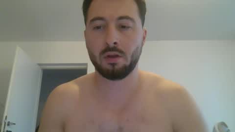 Snapshot of milfflover32 chatting on 10/05/25, 03:32 milfflover32 online show from 10/05/25, 03:32