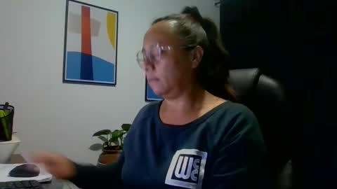 Milf Ginebra online show from 12/31/24, 12:32