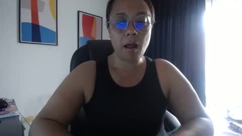 Milf Ginebra online show from 01/11/25, 08:54