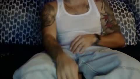 Snapshot of milfloverfl chatting on 02/17/25, 02:09 milfloverfl online show from 02/17/25, 02:09