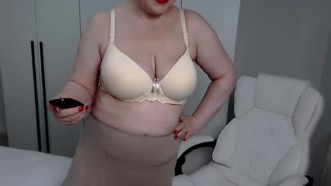 MilfScarlette online show from 12/21/24, 04:57