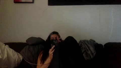 Snapshot of milfsfreaky69 chatting on 12/21/25, 03:08 BabygirlsFreaky online show from 12/21/25, 03:08