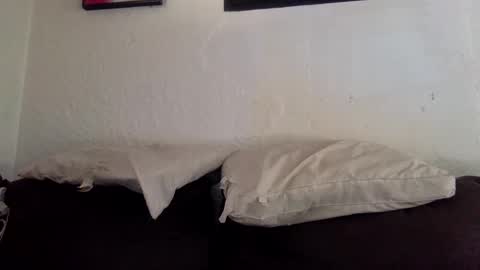 Snapshot of milfsfreaky69 chatting on 01/18/26, 06:01 BabygirlsFreaky online show from 01/18/26, 06:01
