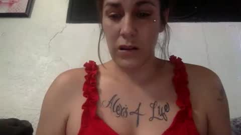 Snapshot of milfsfreaky69 chatting on 03/20/26, 03:17 BabygirlsFreaky online show from 03/20/26, 03:17