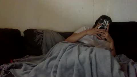 Snapshot of milfsfreaky69 chatting on 04/28/26, 02:33 BabygirlsFreaky online show from 04/28/26, 02:33