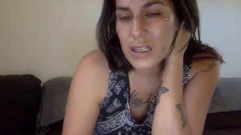 Snapshot of milfsfreaky69 chatting on 06/10/26, 05:56 BabygirlsFreaky online show from 06/10/26, 05:56