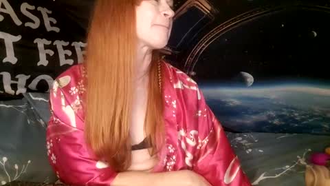 Mia online show from 02/16/25, 09:27