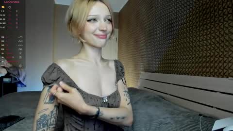 Snapshot of milinamarvelous chatting on 04/12/26, 03:00 Mila 3 aka Deepthroat World Champion online show from 04/12/26, 03:00
