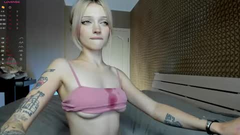 Snapshot of milinamarvelous chatting on 05/20/26, 01:45 Mila 3 aka Deepthroat World Champion online show from 05/20/26, 01:45