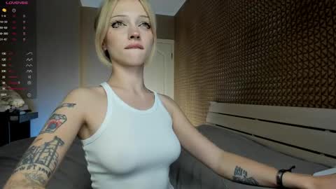Snapshot of milinamarvelous chatting on 05/24/26, 01:32 Mila 3 aka Deepthroat World Champion online show from 05/24/26, 01:32