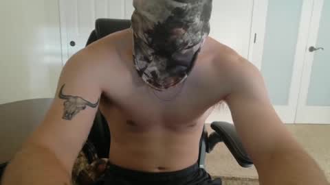 Snapshot of militaryfratboy chatting on 09/26/25, 04:11 militaryfratboy online show from 09/26/25, 04:11