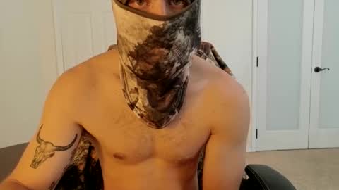 Snapshot of militaryfratboy chatting on 05/21/26, 02:24 militaryfratboy online show from 05/21/26, 02:24