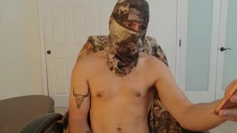 Snapshot of militaryfratboy chatting on 05/29/26, 02:26 militaryfratboy online show from 05/29/26, 02:26