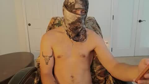 Snapshot of militaryfratboy chatting on 06/05/26, 01:39 militaryfratboy online show from 06/05/26, 01:39