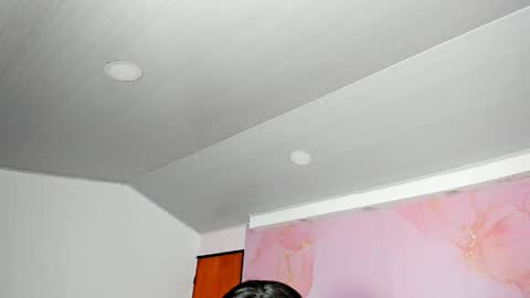 Snapshot of milk_candy16 chatting on 11/04/25, 10:47 S O F I A online show from 11/04/25, 10:47