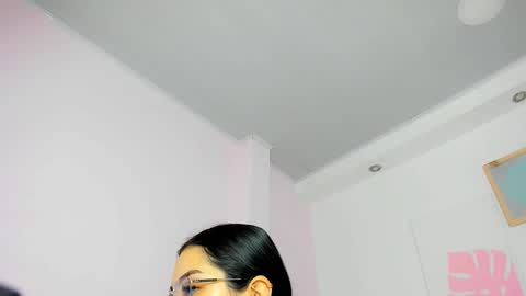 Snapshot of milk_candy16 chatting on 12/03/25, 11:08 S O F I A online show from 12/03/25, 11:08