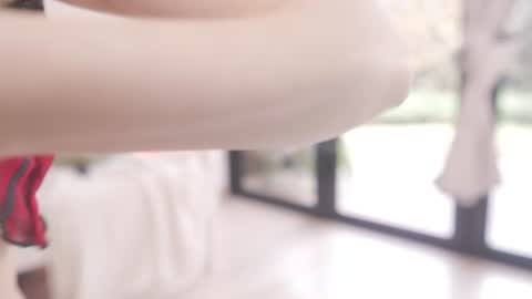 milky_0 online show from 06/13/26, 07:01
