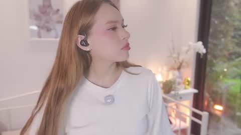 milky_0 online show from 07/09/26, 07:18