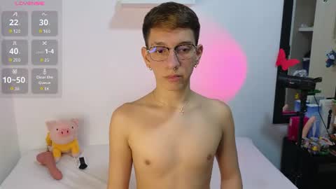 Snapshot of milky__boy_ chatting on 07/23/26, 02:31 H A R O L D online show from 07/23/26, 02:31