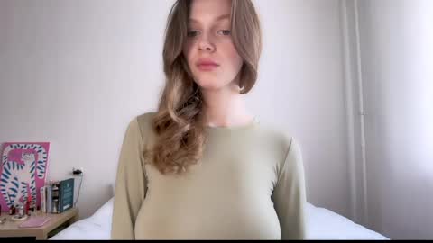 milky__way_ online show from 06/05/26, 03:18