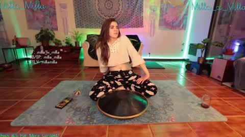 milla_milla online show from 01/21/25, 02:43