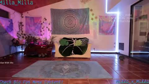 Snapshot of milla_milla chatting on 01/18/26, 03:43 milla_milla online show from 01/18/26, 03:43