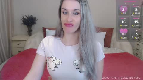 Snapshot of milla_na chatting on 01/31/25, 11:24 Millana online show from 01/31/25, 11:24