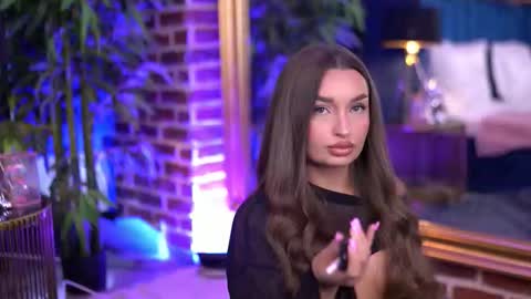 Snapshot of milla_serene chatting on 11/10/25, 06:45 Milla online show from 11/10/25, 06:45