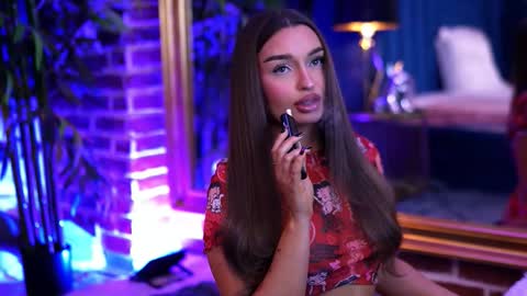 Snapshot of milla_serene chatting on 11/14/25, 08:13 Milla online show from 11/14/25, 08:13