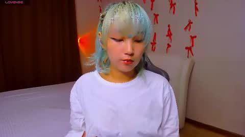 Milla or just Mi online show from 07/25/26, 01:19